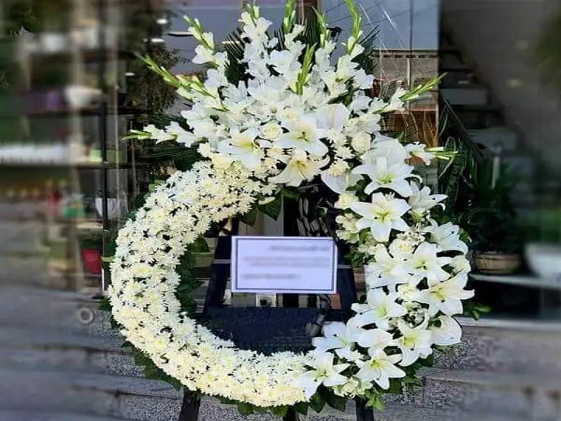 خرید تاج گل تسلیت