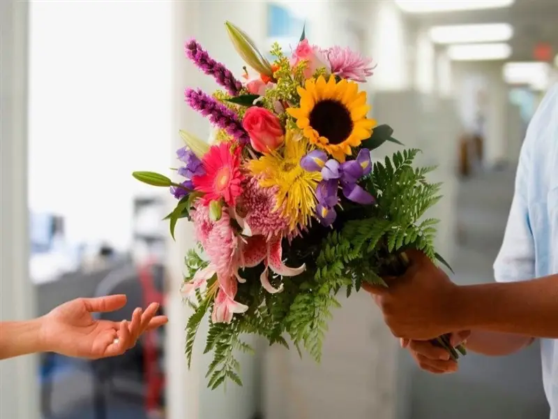 ارسال گل گلپینو